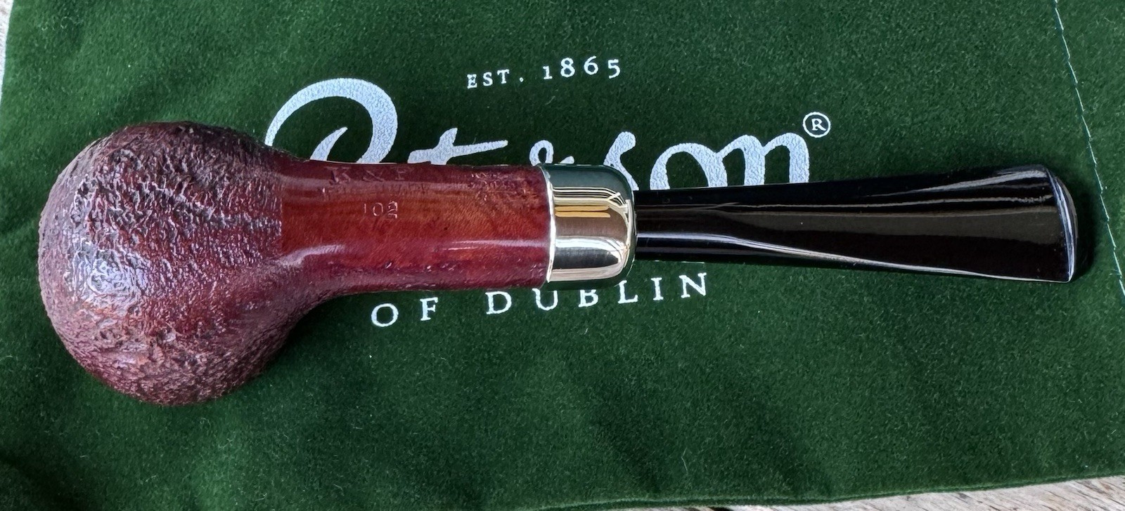 Peterson Irish Made Army Sandblasted Billiard (102) Fishtail Tobacco Pipe – New
