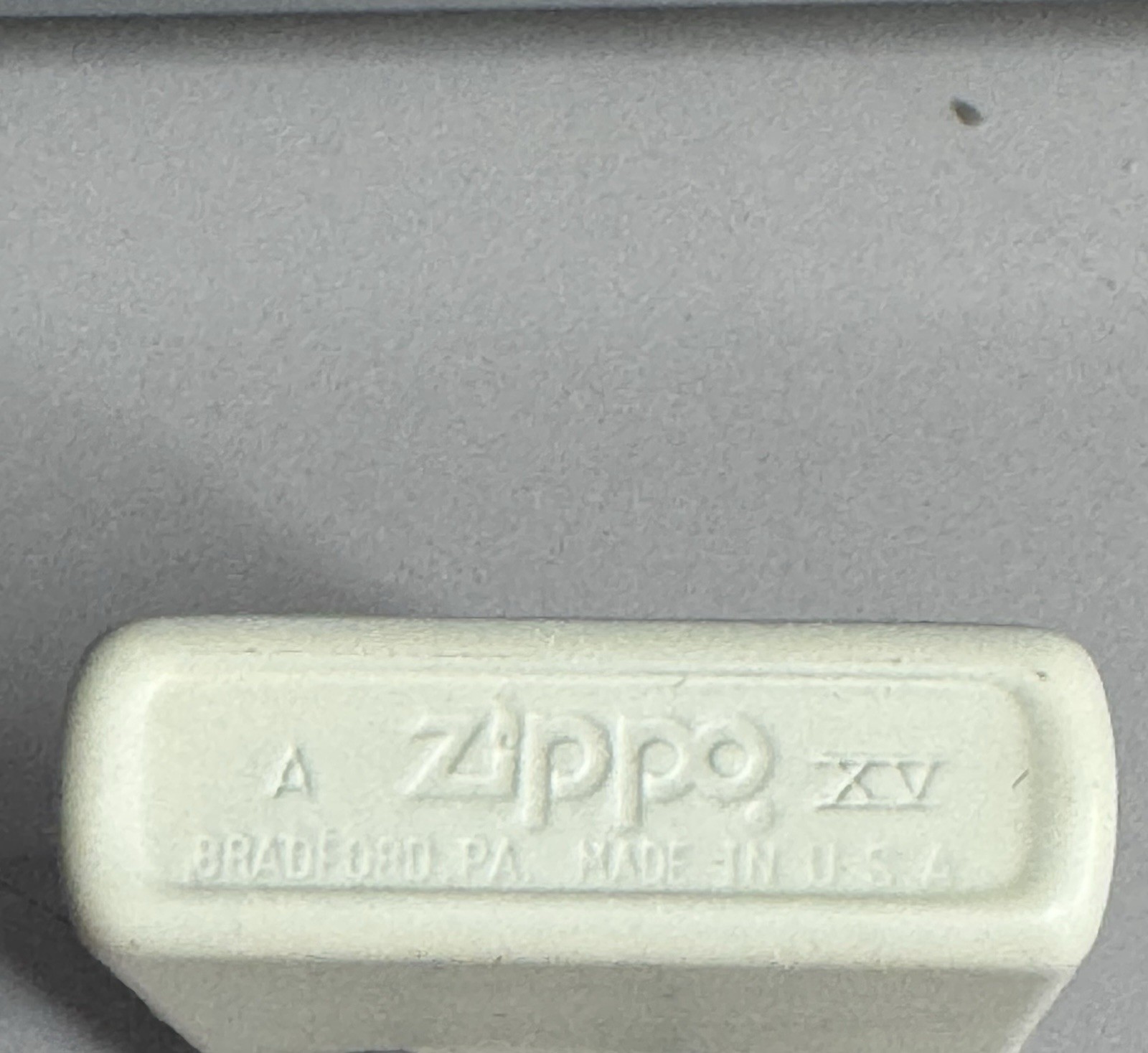 ZIPPO 1999 CANADA GEESE DUCK STAMP BARRETT SMYTHE LIGHTER UNFIRED IN BOX C954