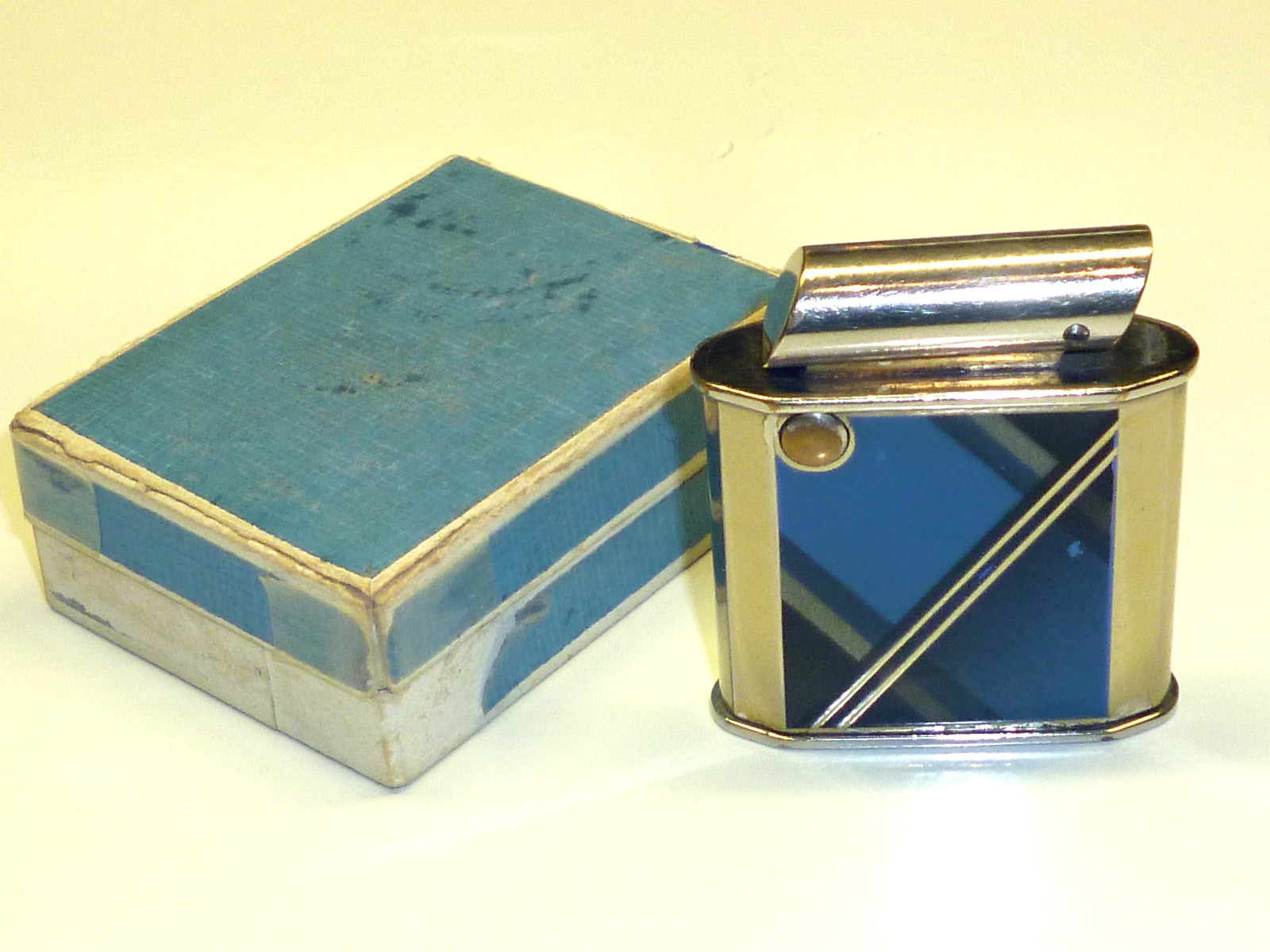Ap (Altenpohl & Pilgram) Pocket Lighter – Blue Lacquer – 1934 – Made in Germany