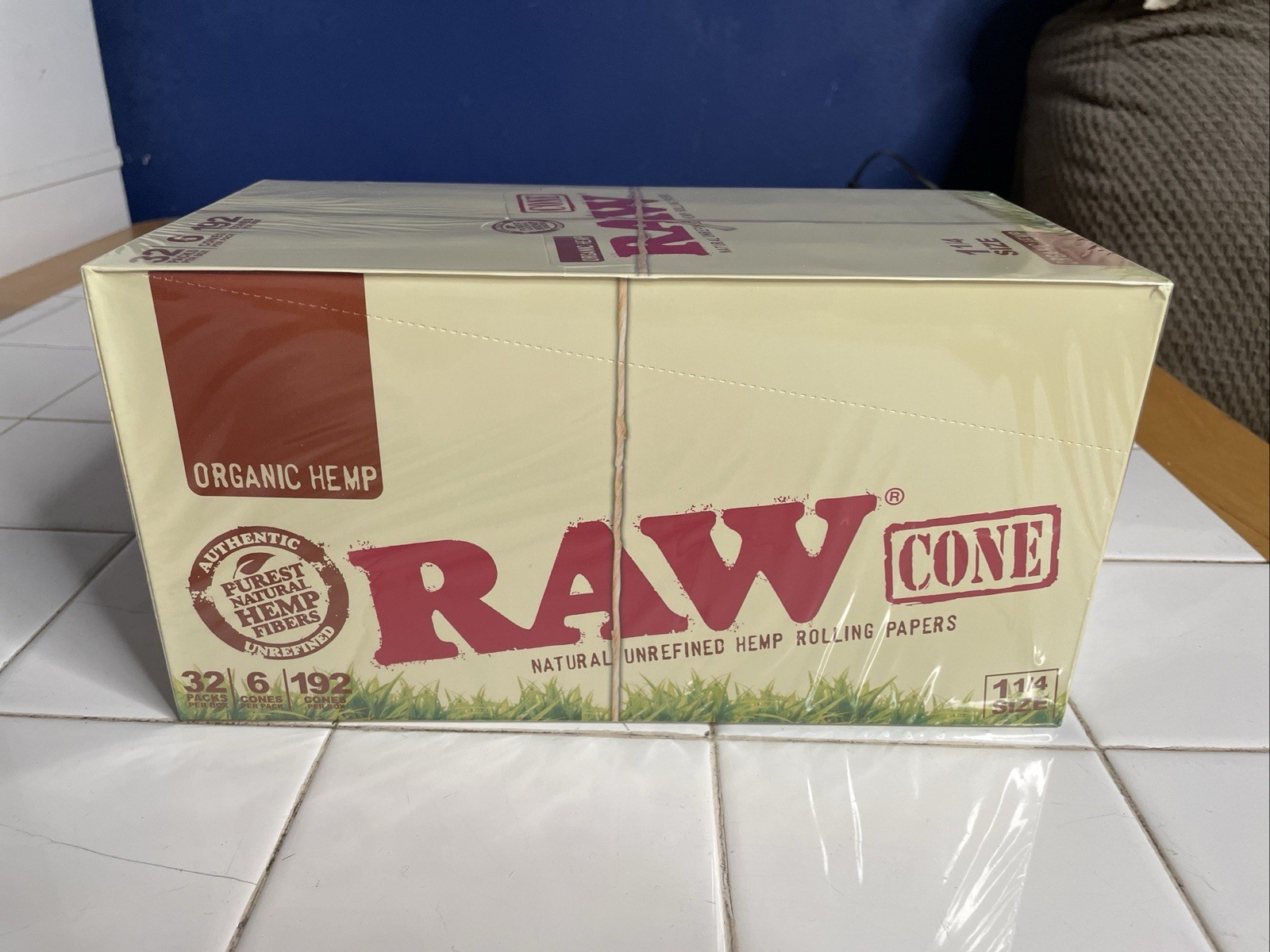 🔥 RAW ORGANIC 1 1/4 CONES 😎 1 1/4 SIZE 🌟 32 PACKS 💥 6 CONES PER PACK