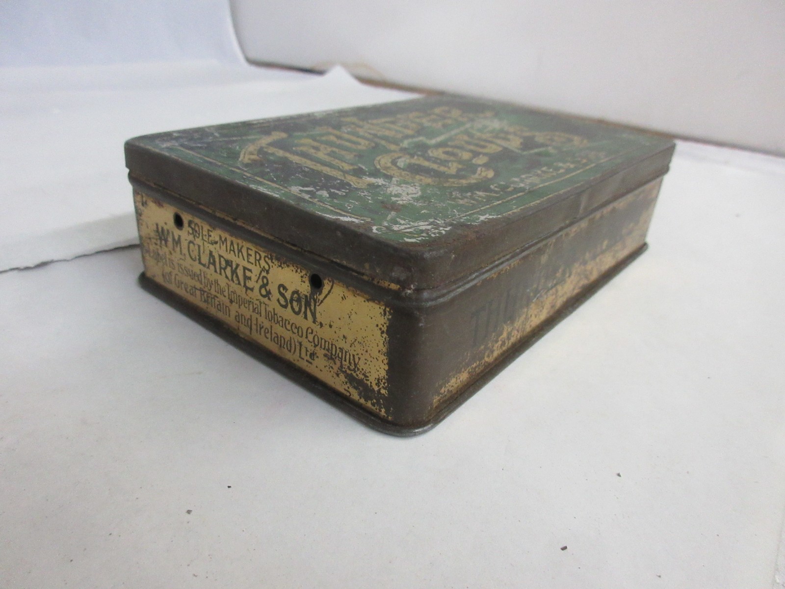 VINTAGE ADVERTISING EMPTY THUNDER CLOUDS TOBACCO TIN 317-