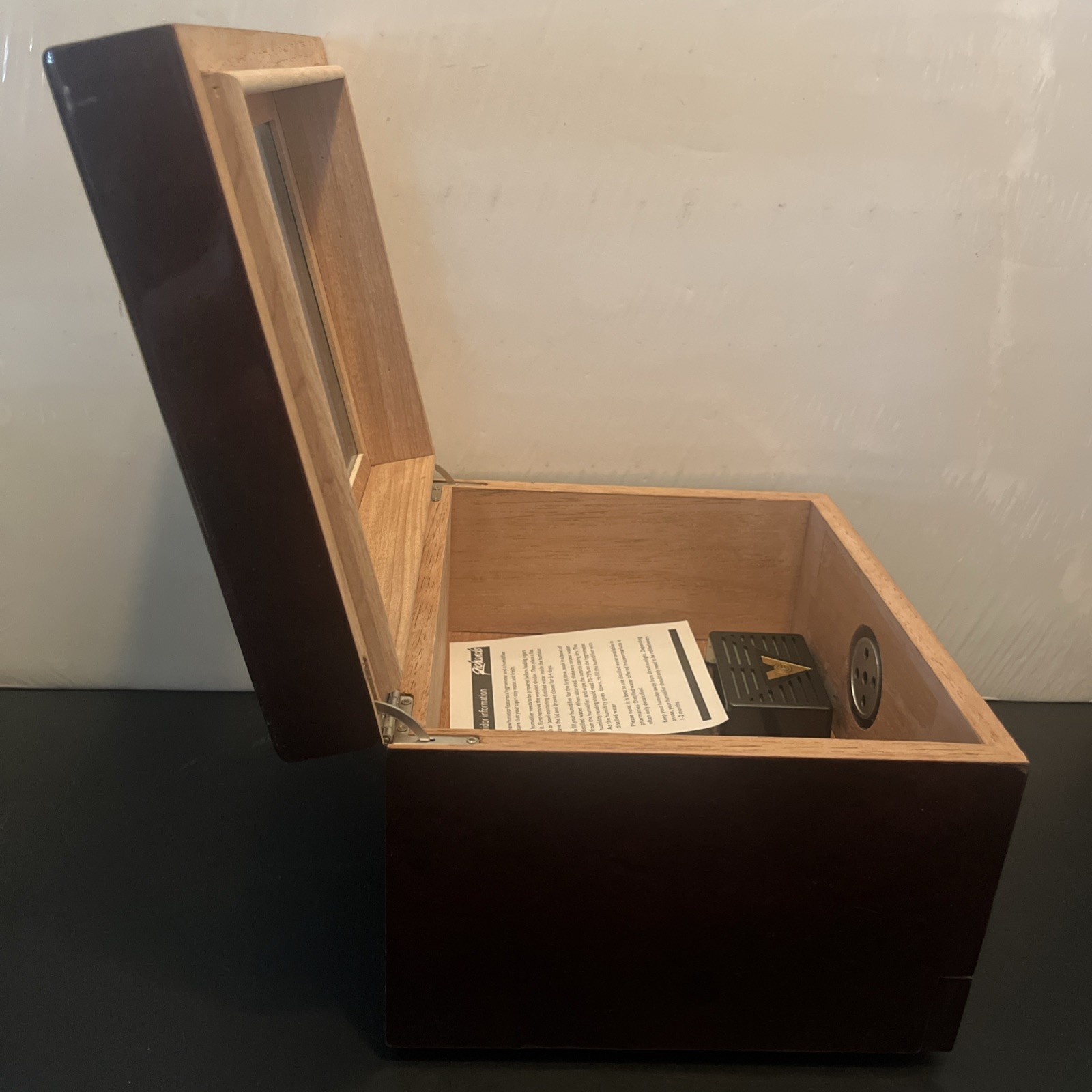 Wood Humidor Cigar Box Glass Top Hygrometer Desktop w/ Drawer Storage Richard’s