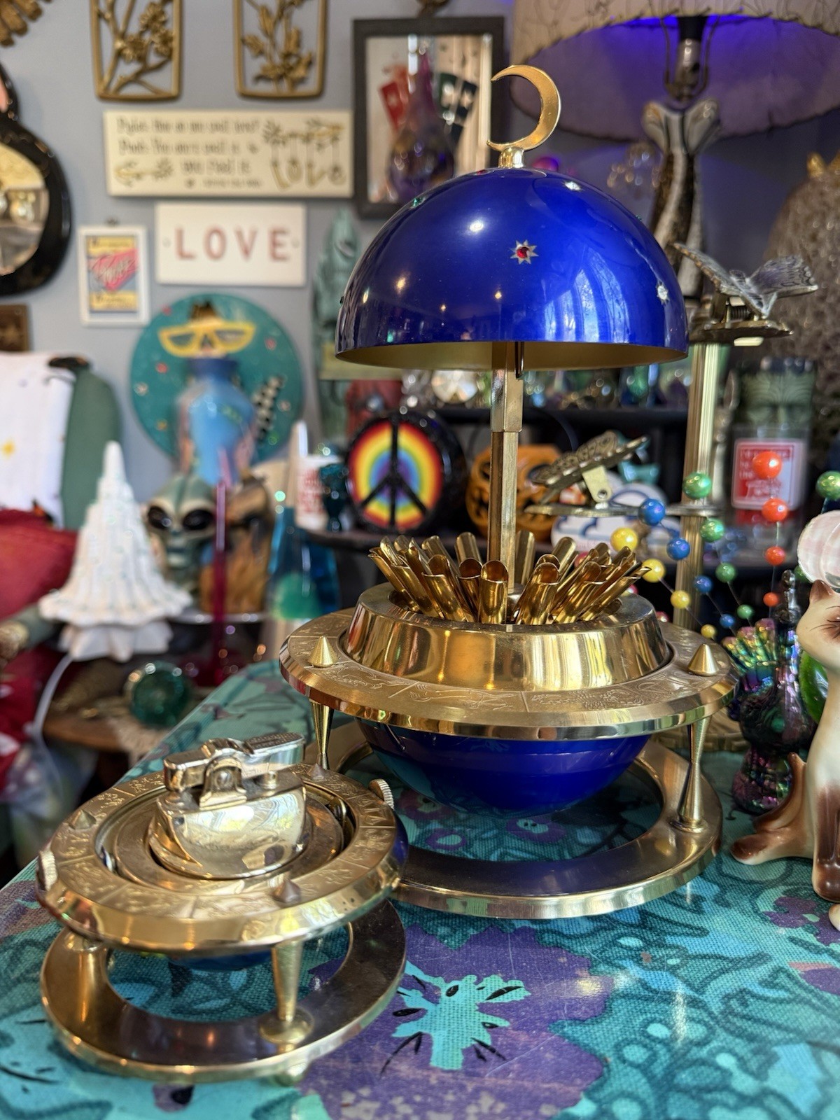 Vintage Zodiac Globe Cigarette Holder And Table Lighter
