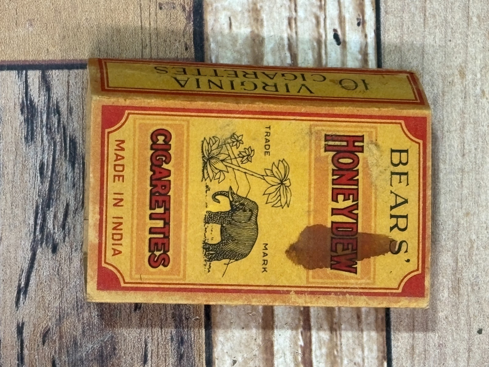 Vintage Bears’ Honeydew Cigarette Packet– Elephant Logo– Advertising Collectible