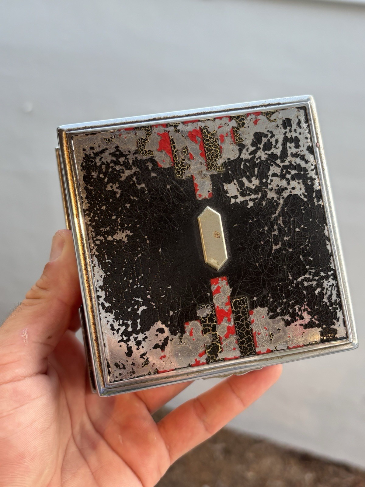 ART DECO 1920’S WOOD ELGIN AMERICAN BLACK RED ENAMEL CIGARETTE BOX CASE