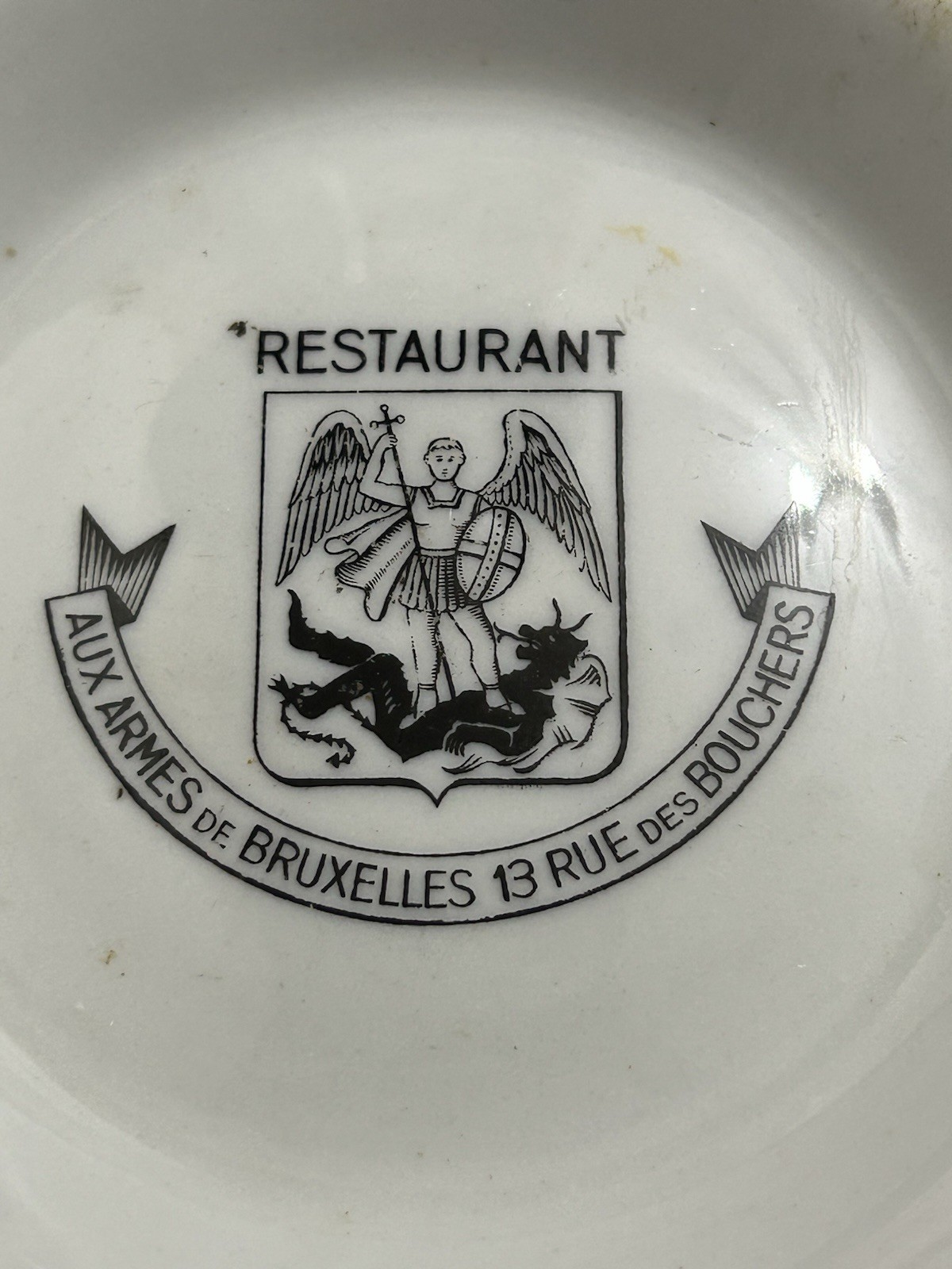 Vtg ashtray picture front Aux Armes De Bruxelles Belgium dupont fourdrigniers pr