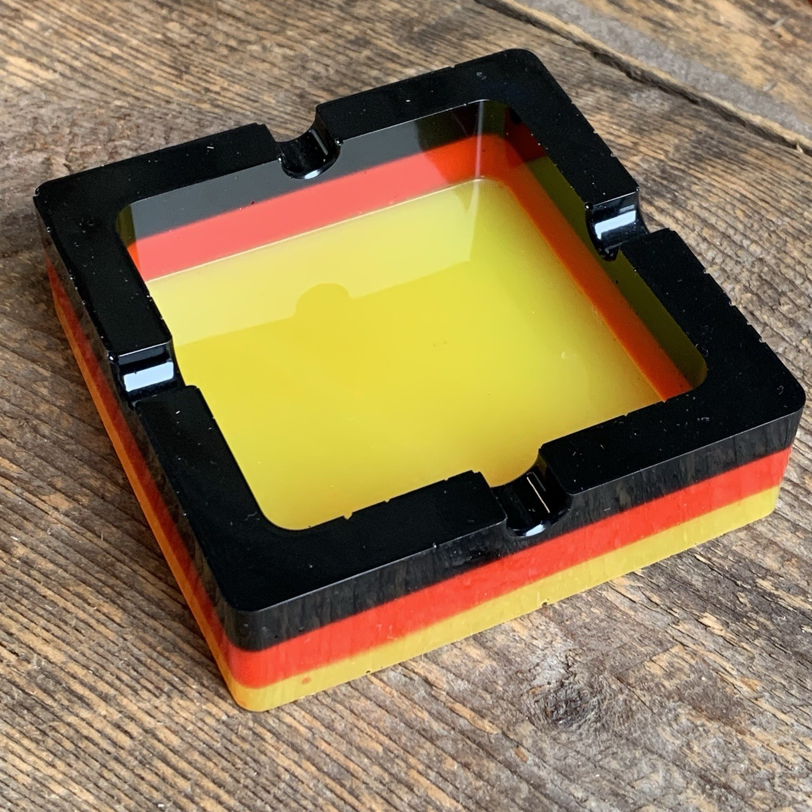 Resin Ashtray Trinket Dish Set of 2 Red Black Yellow 3.5” Across