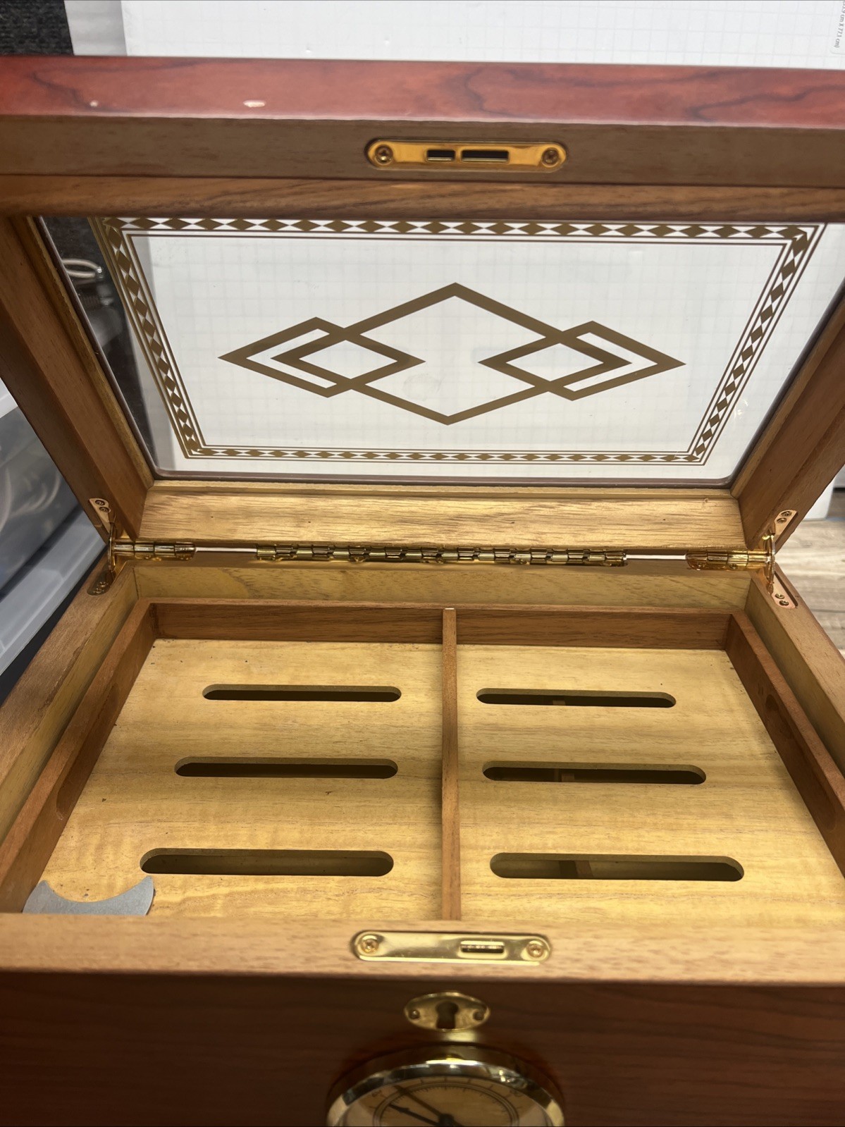 Bally II Cigar Humidor Wood Box, Beveled Glass Top, External Analog Hygrometer