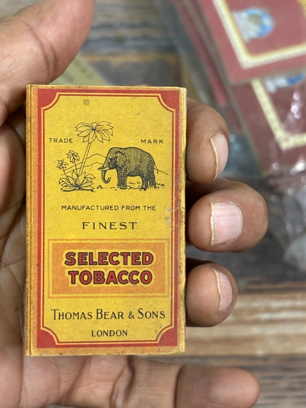 Vintage Bears’ Honeydew Cigarette Packet– Elephant Logo– Advertising Collectible