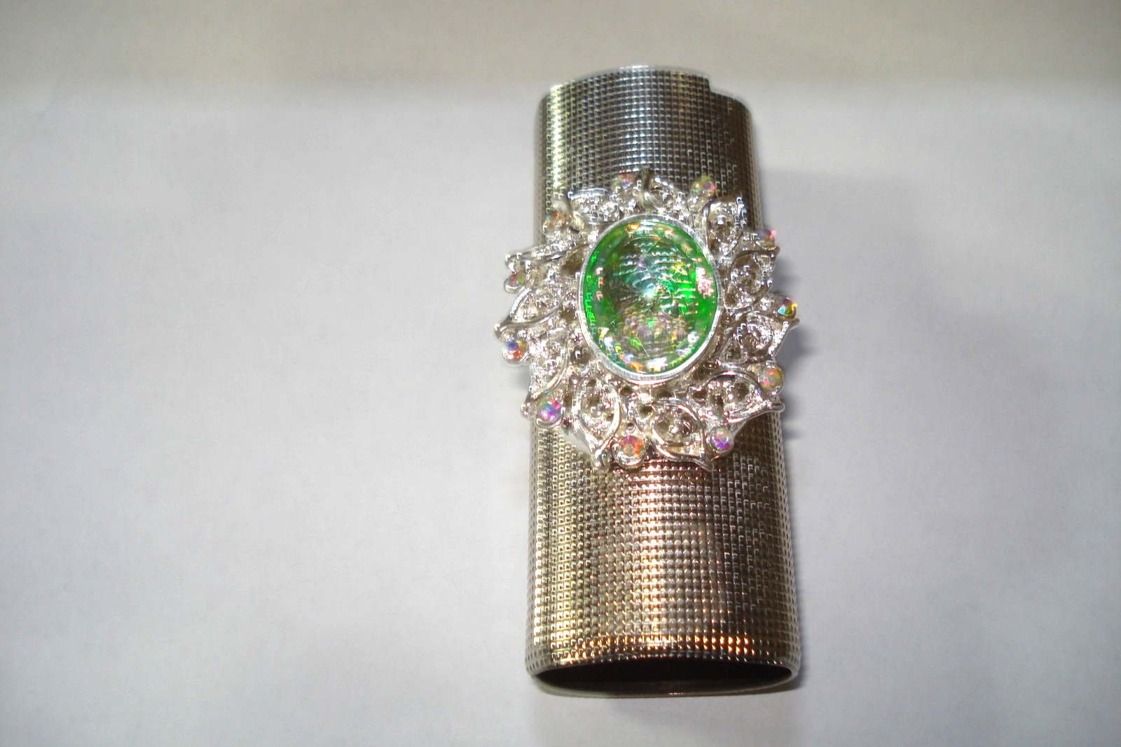 Vintage Silver Tone Metal Rhinestone Oval Green Stone Lighter Case/Holder 80’s