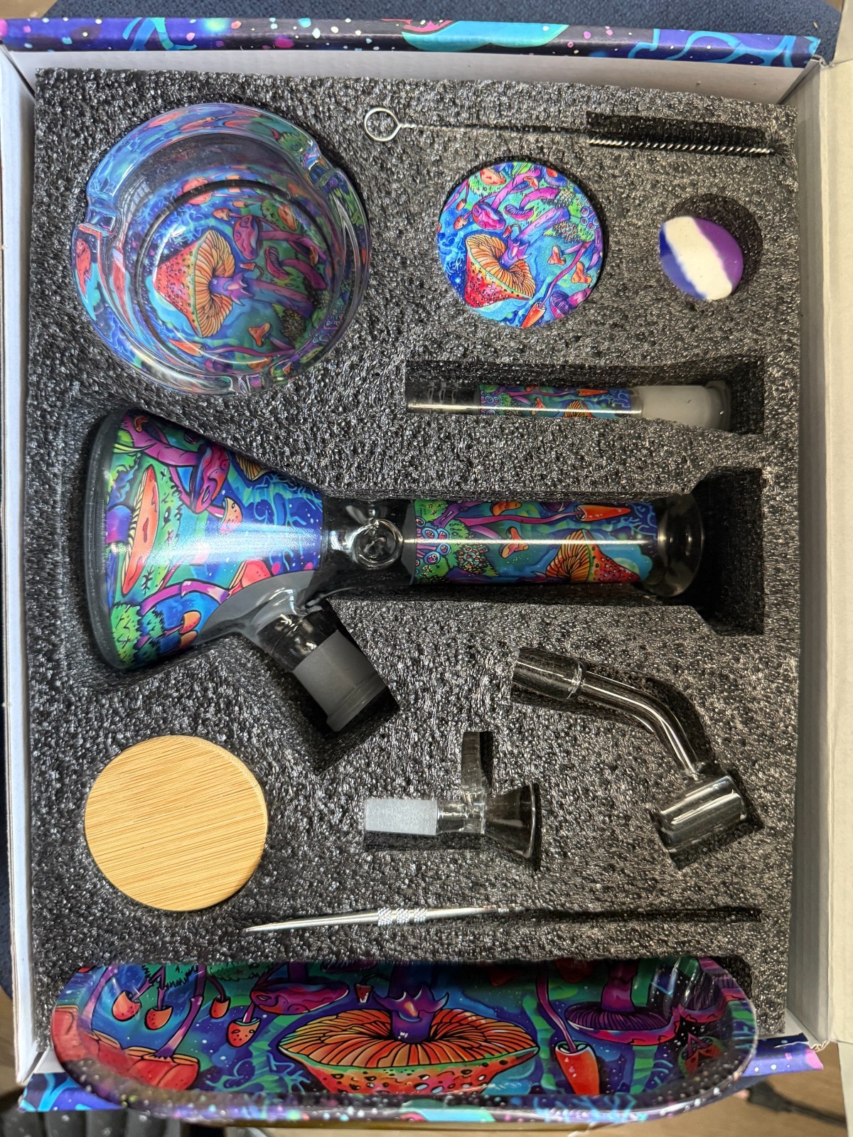 Glass Water Pipe Smoking 11 piece Set – Psychedelic Mushroom Art – New Sealed