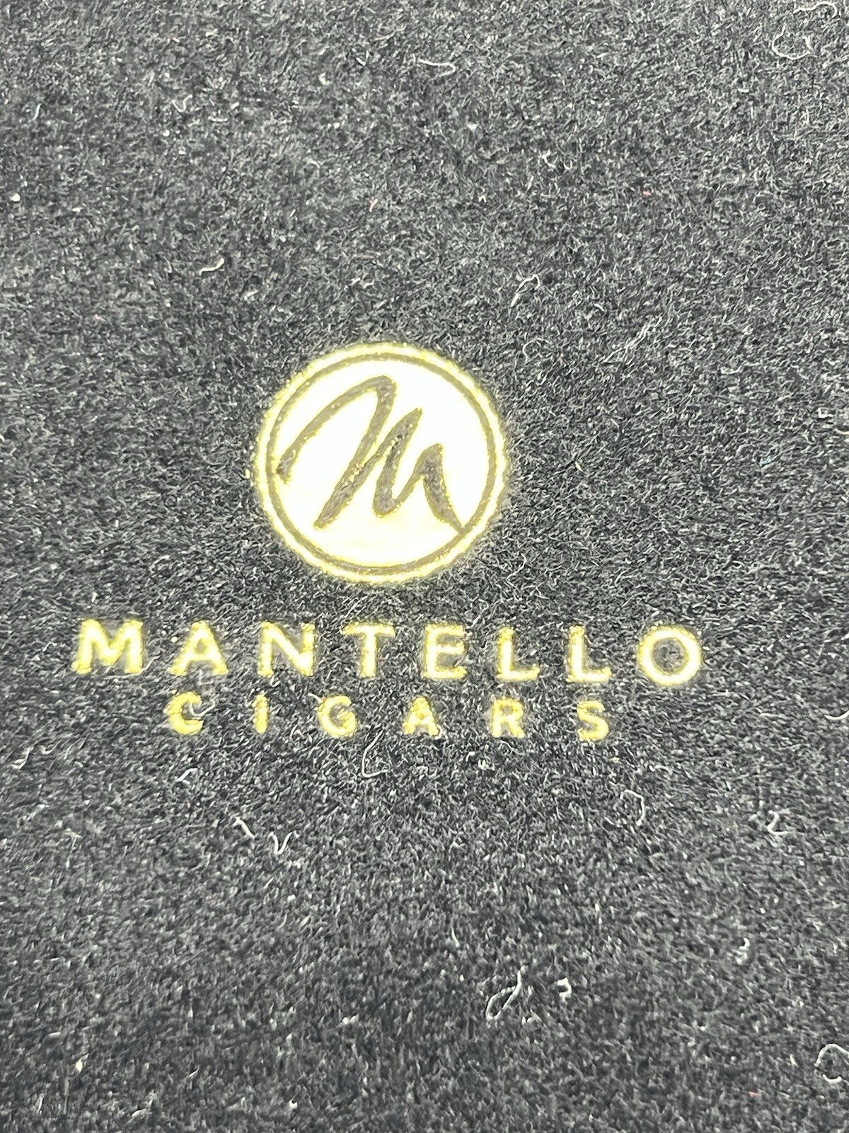 Mantello Cigars Humidor Royal Glass-Top Cigar Box for Up To 50 Cigars