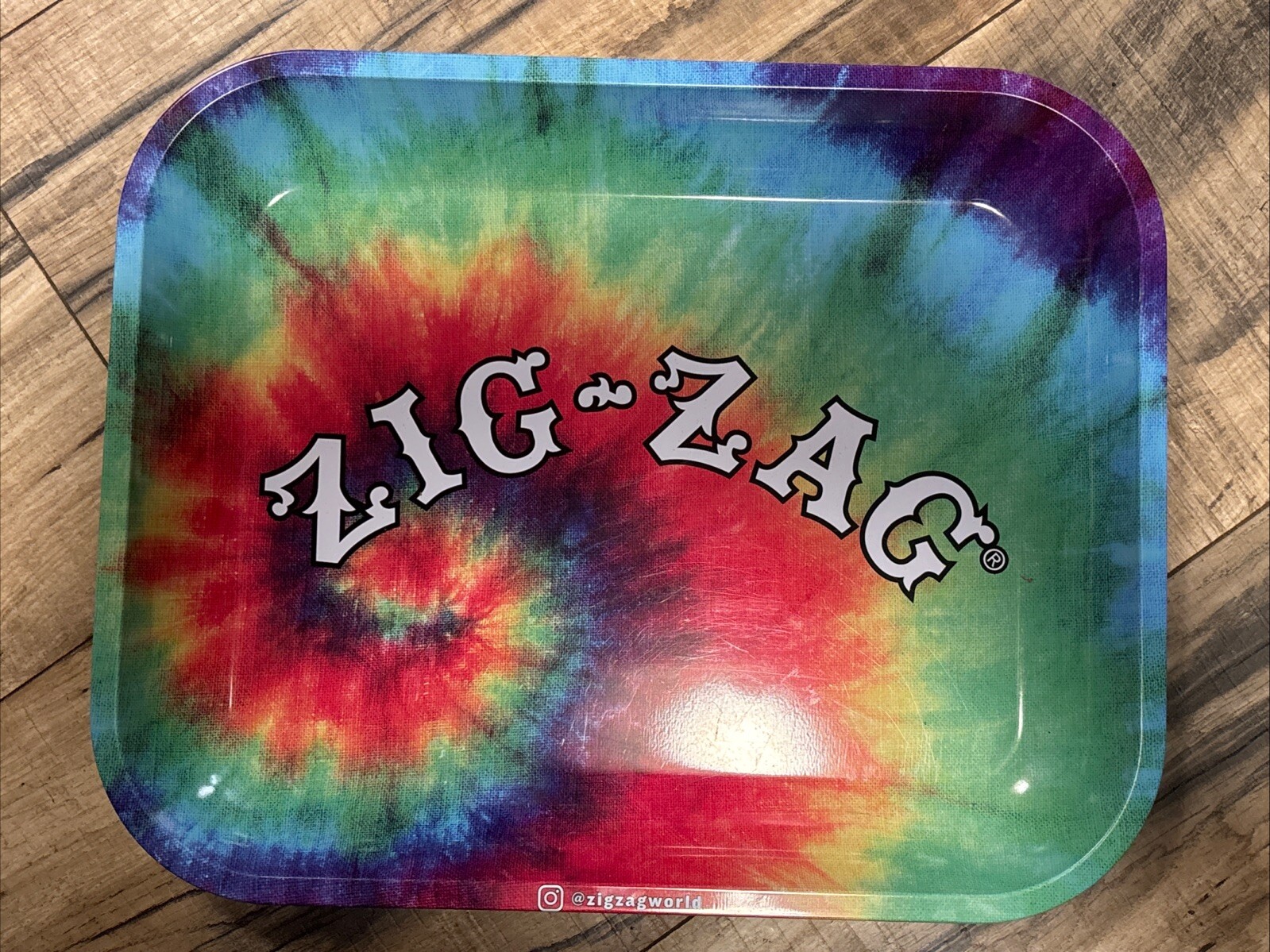 ZIG-ZAG Rolling Tray – Large Metal Rolling Tray – Tie-Dye 13.4″ x 10.8″