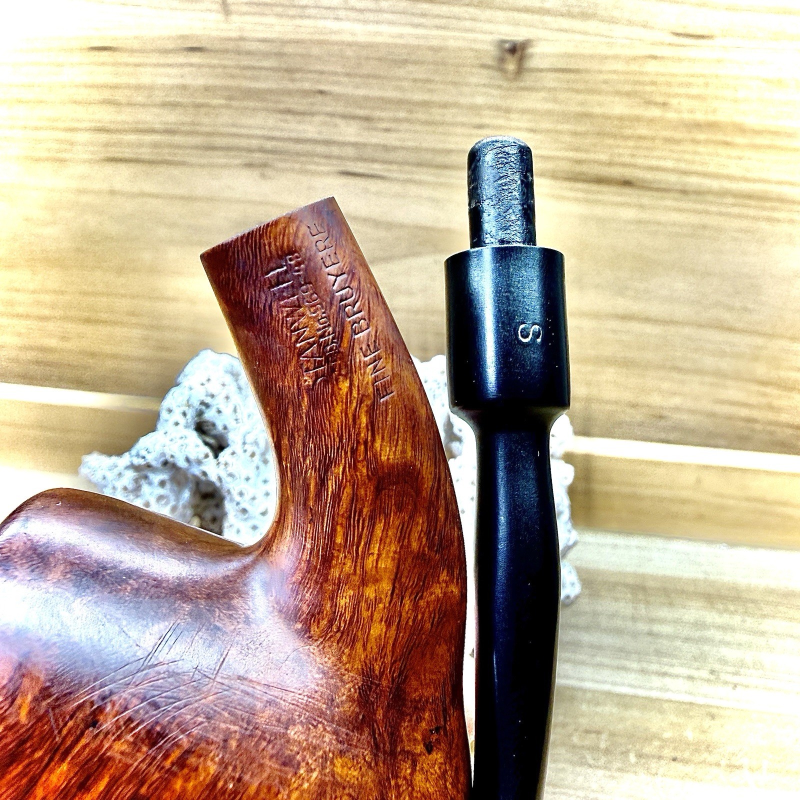 34g 1950s STANWELL SIXTEN IVARSSON (23)(39) “PEEWIT” BENT STRAWBERRY ESTATE PIPE