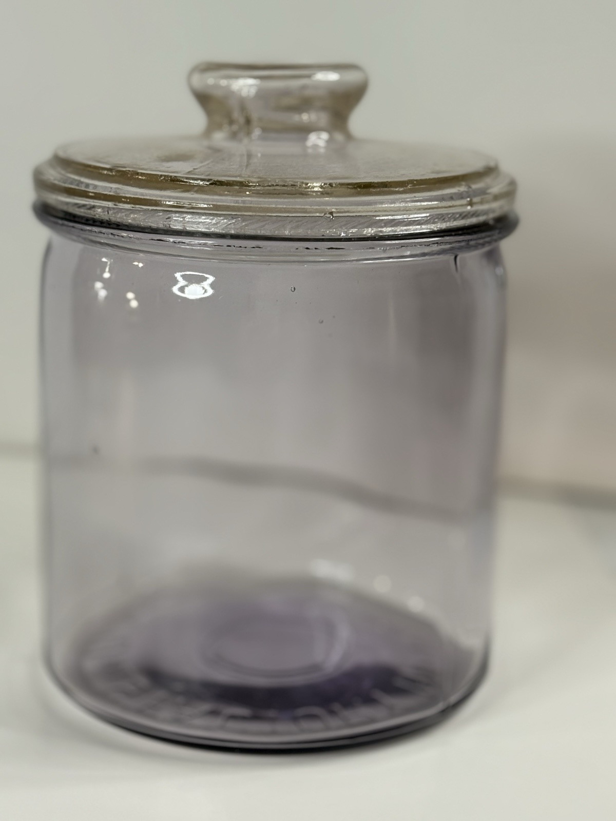 R.J. Reynolds Antique Amethyst Tobacco Jar w/ld 5th District Factory No 256 N.C