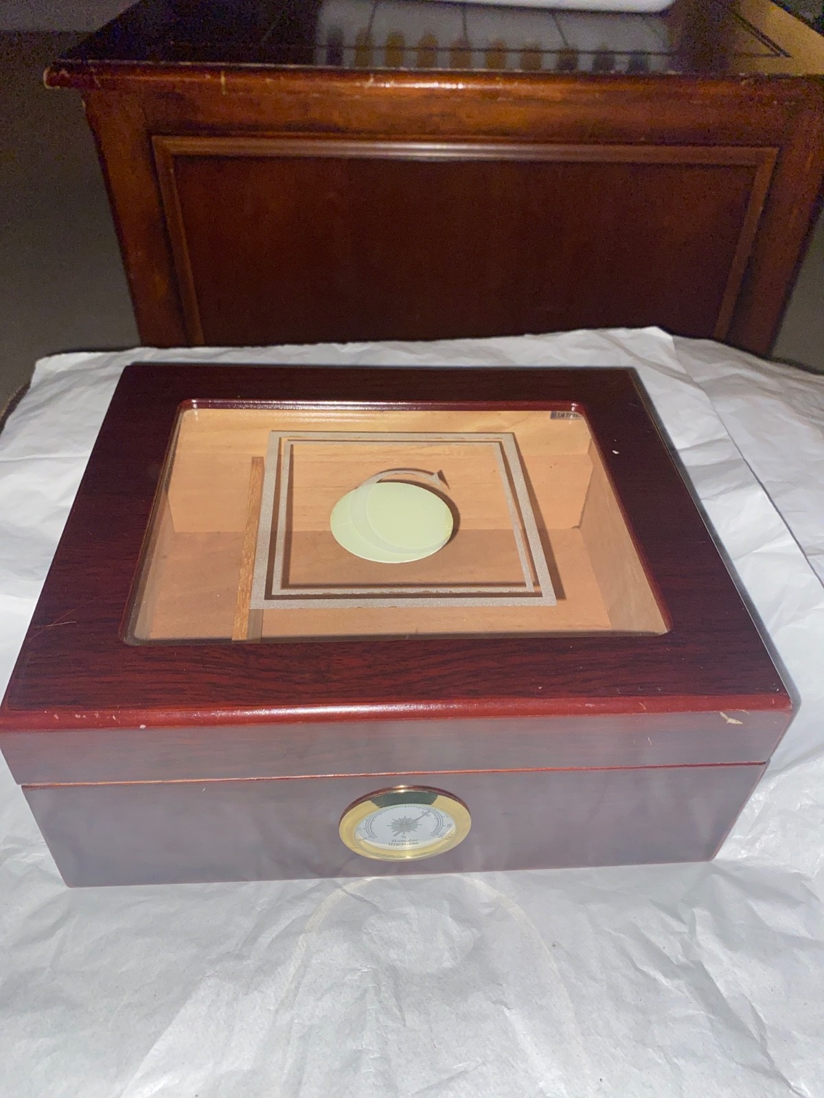 Desktop Humidor Royale Wood Box w/ Glass Top Cigar Storage 10 1/2″x8 1/2″x4″ EUC