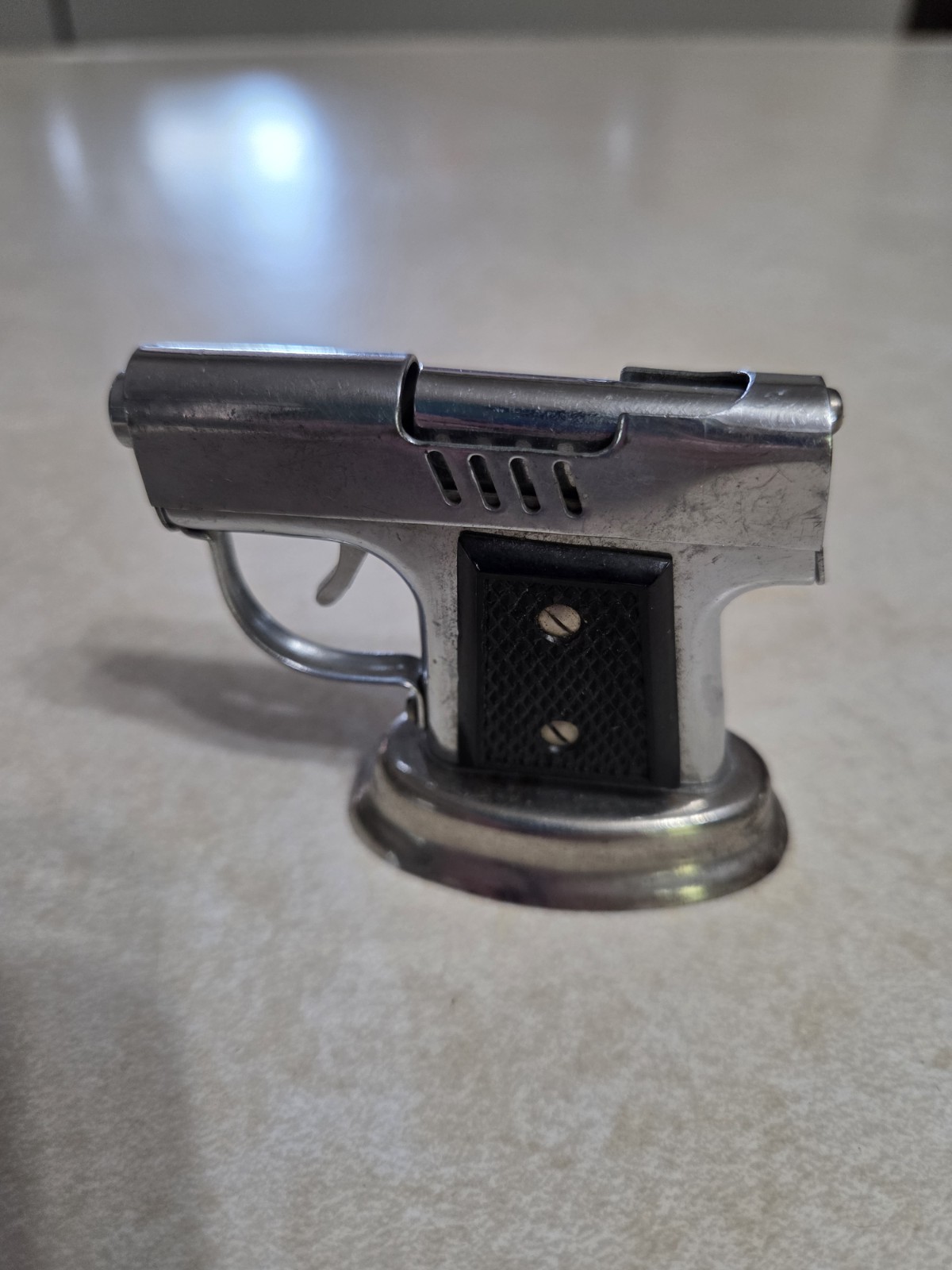 Vintage Gun Table Lighter Made In Japan Pistol Continental NY Tobacciana MCM