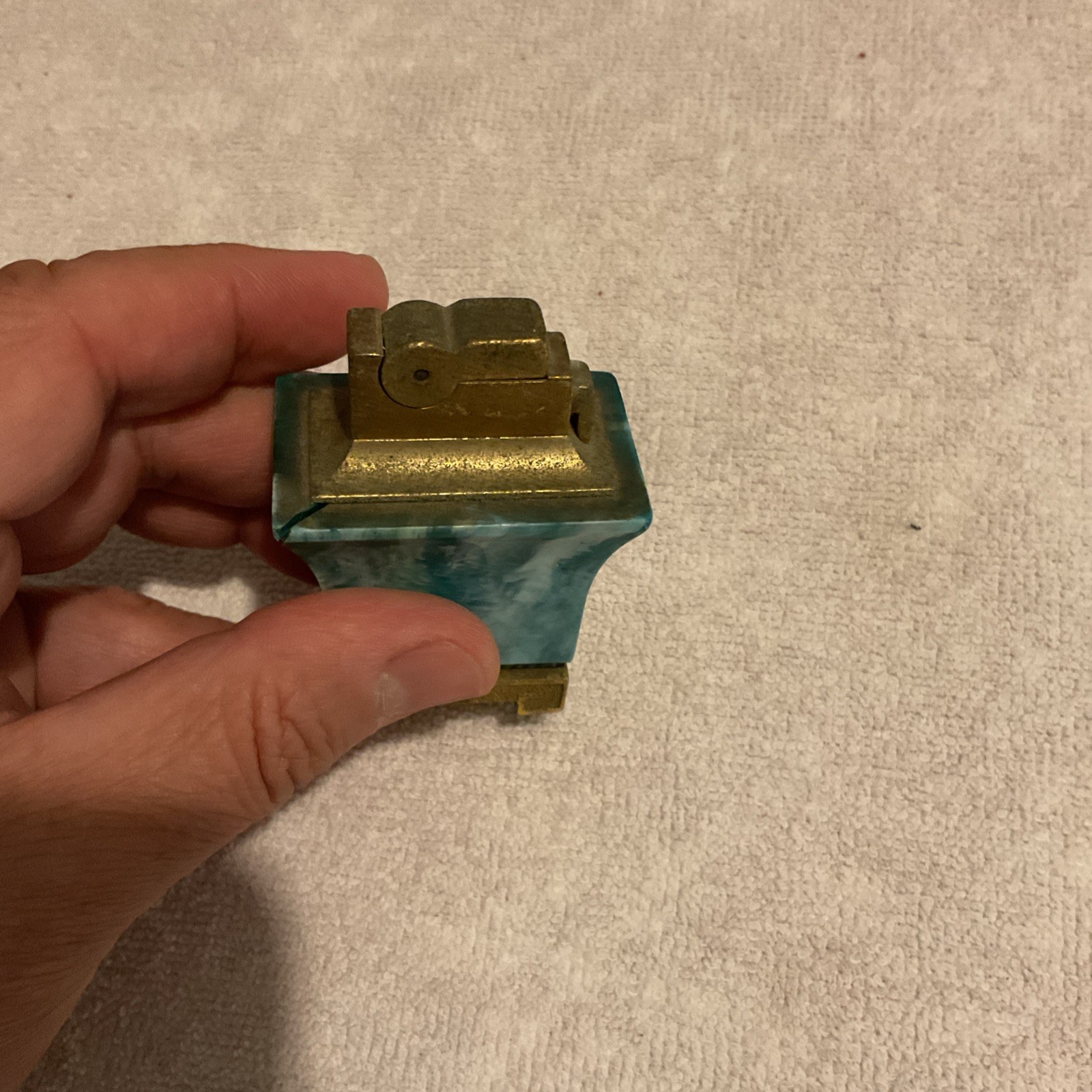 Vintage ASR Table Green Bakelite Gold Tone Cigarette Lighter made in USA