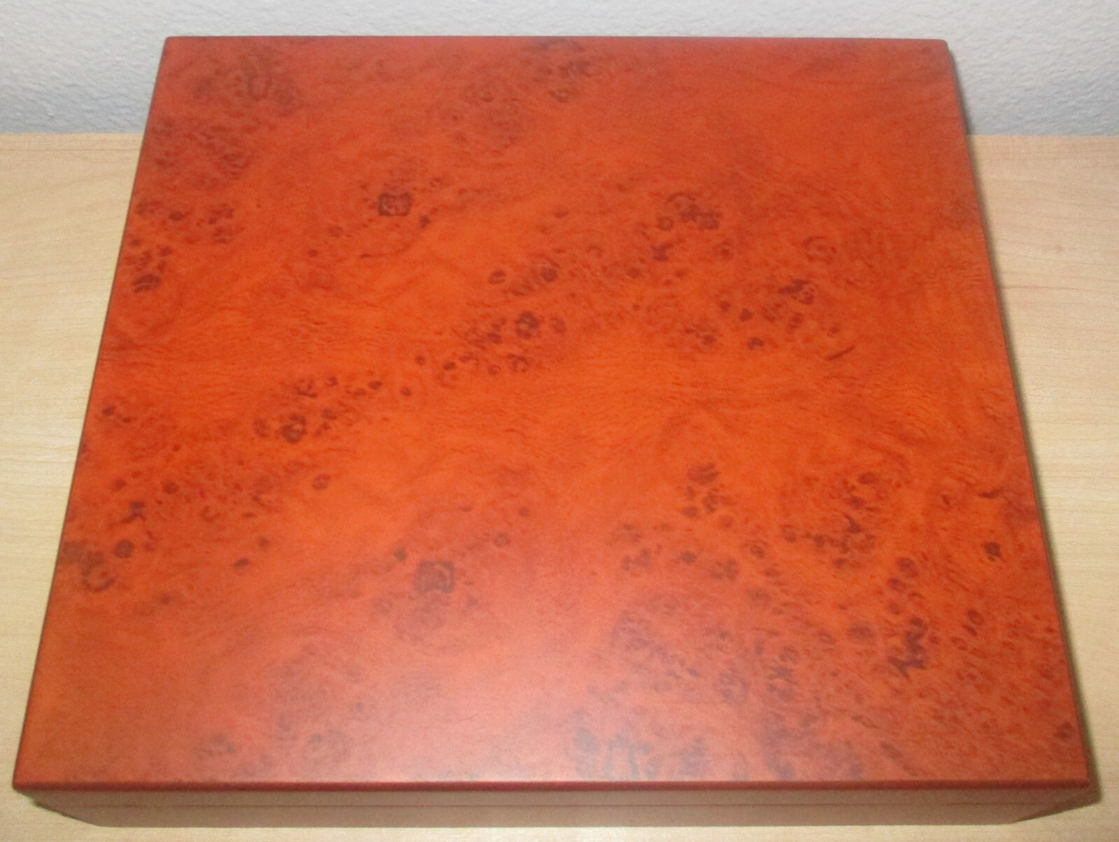 will hold 25-35 Cigars Cedar Burl look Humidor Storage Box Humidifier Hygrometer