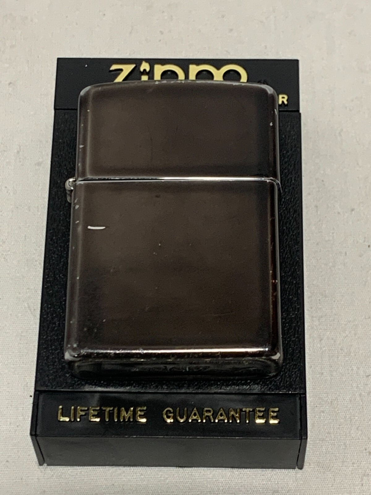 Vintage 1993 Gloss Black Chrome Zippo Lighter – USED