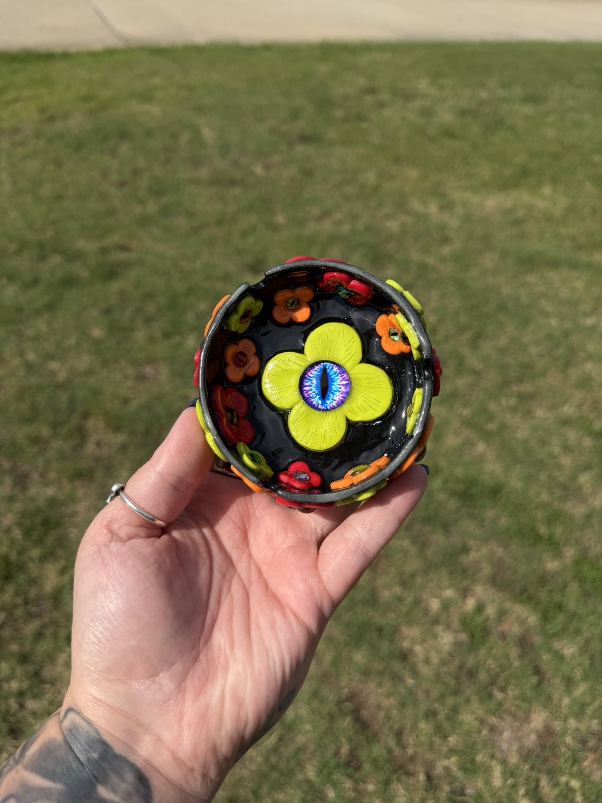 Glow In The Dark Trippy Ash Tray Psychedelic Art Smoking Accessories PolymerClay