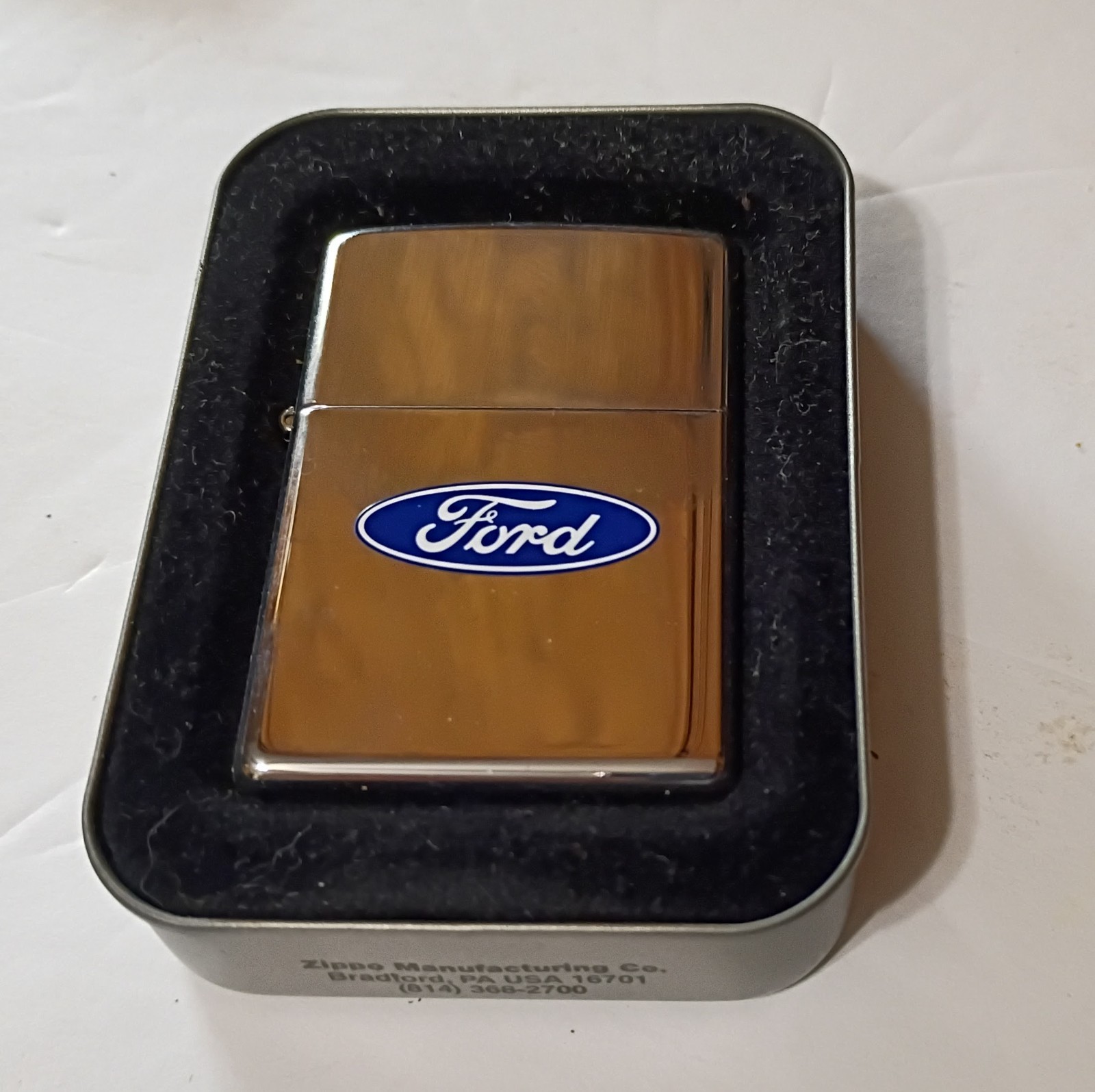 2005 “FORD OVAL” ZIPPO Cigarette LIGHTER w/ BOX…..UNFIRED…SEALED