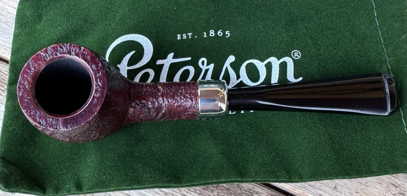 Peterson Irish Made Army Sandblasted Billiard (102) Fishtail Tobacco Pipe – New