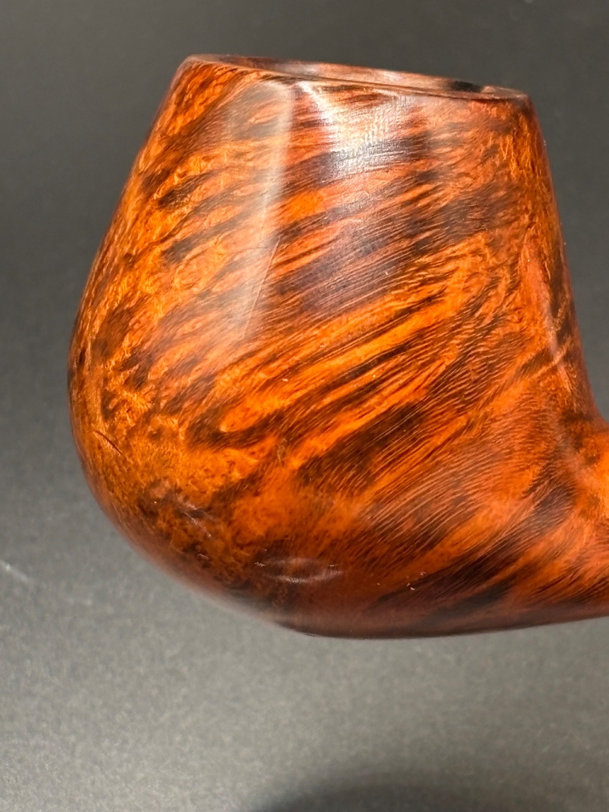 Oldenkott Studio 606 Smooth Oval-shank Brandy 9mm Estate Pipe
