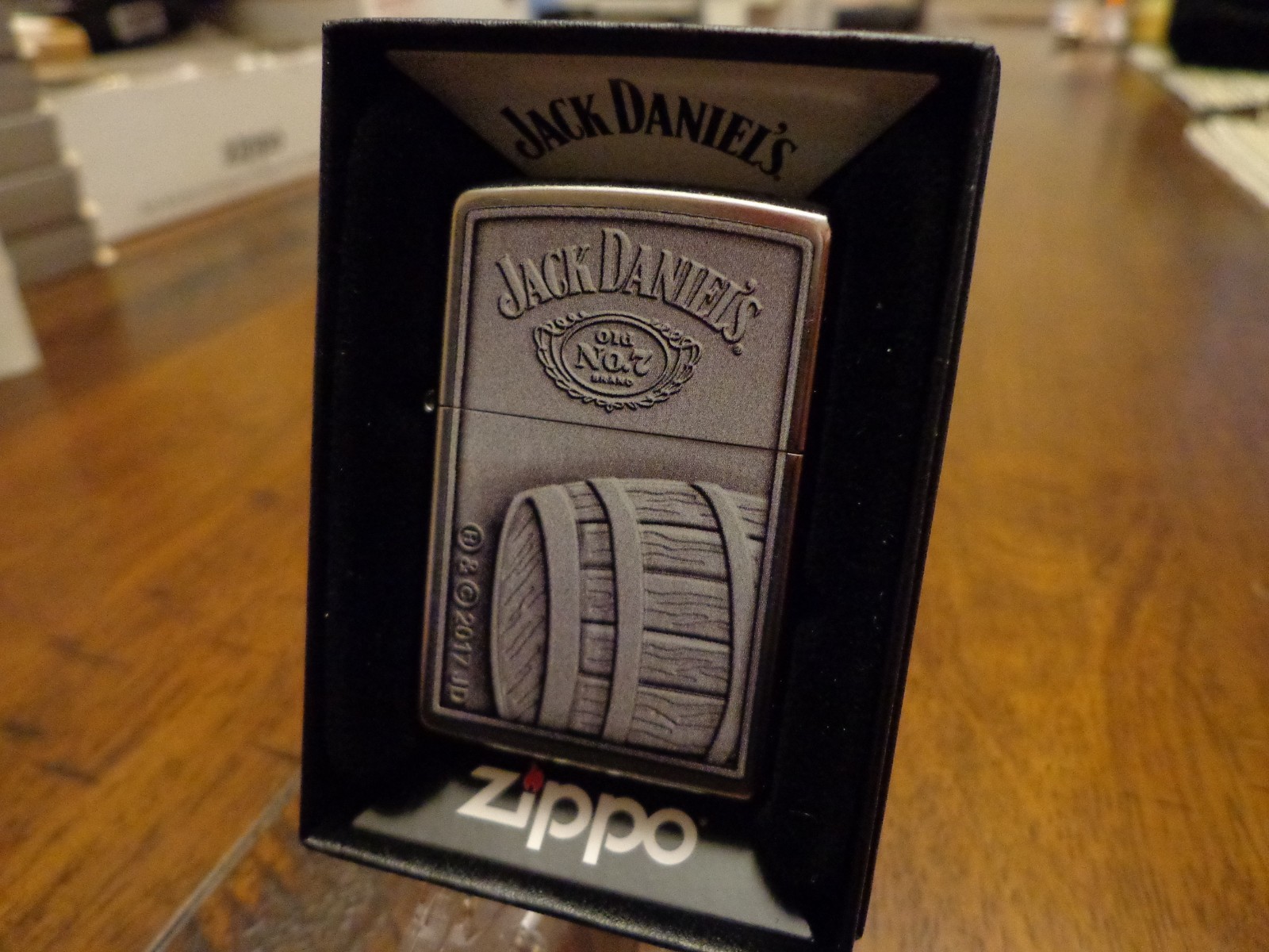 JACK DANIEL’S OLD NO 7 BRAND BARREL ZIPPO LIGHTER MINT IN BOX