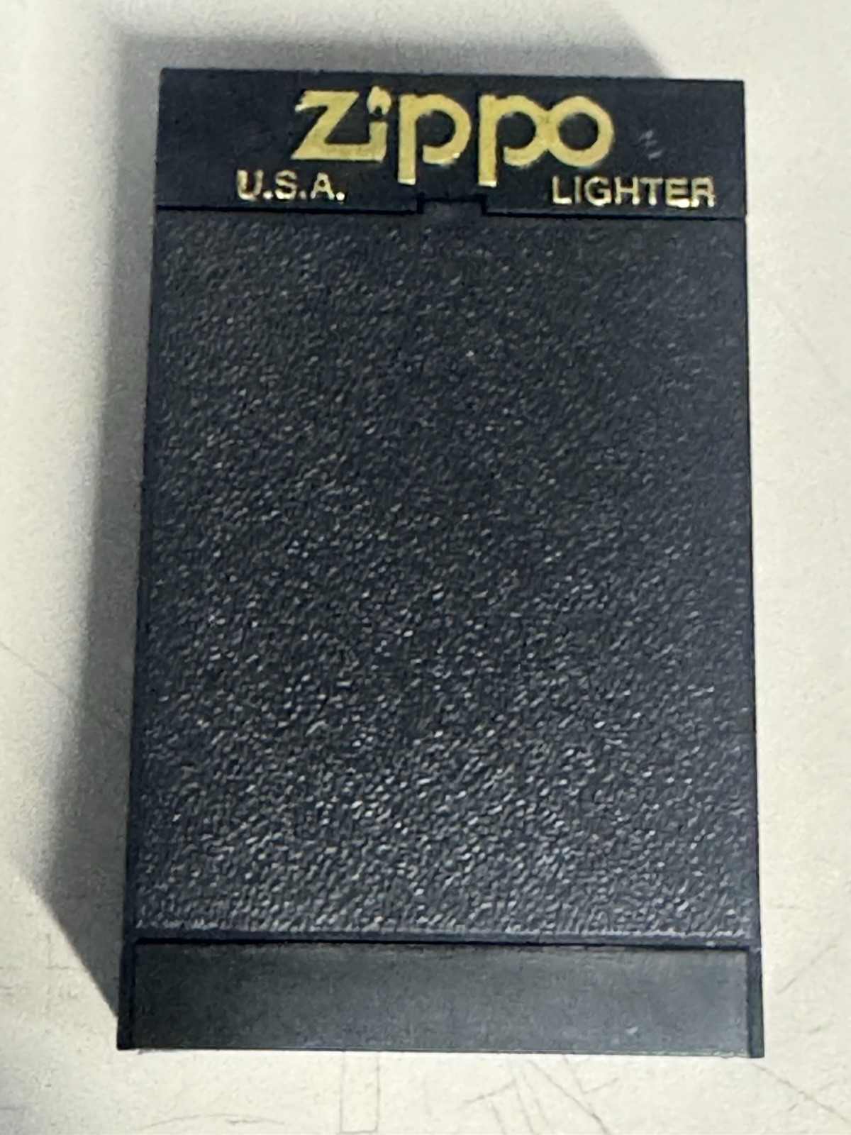 ZIPPO 2000 LUCY-DESI MUSEUM NEW YORK BRUSHED CHROME LIGHTER SEALED IN BOX G129