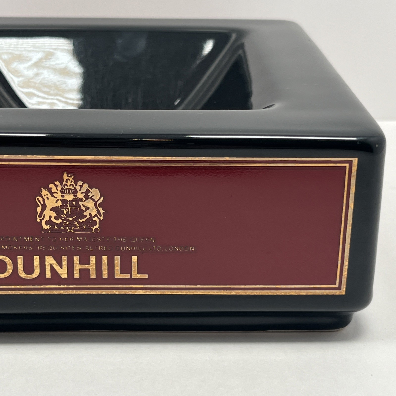 Vintage Wade Dunhill Ashtray Large Cigar Cigarette London Paris New York 7″x 7”