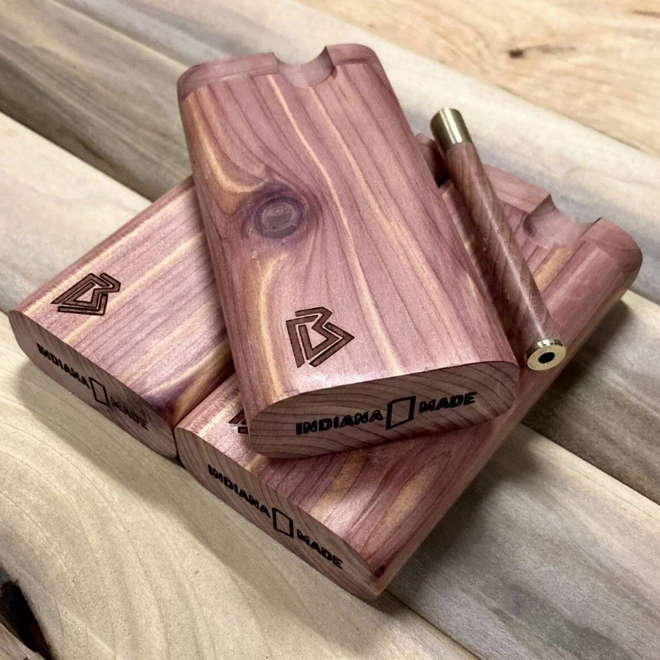 Aromatic Cedar Wood 4” Dugout Stash Box w One Hitter Pipe Set- Made In The USA