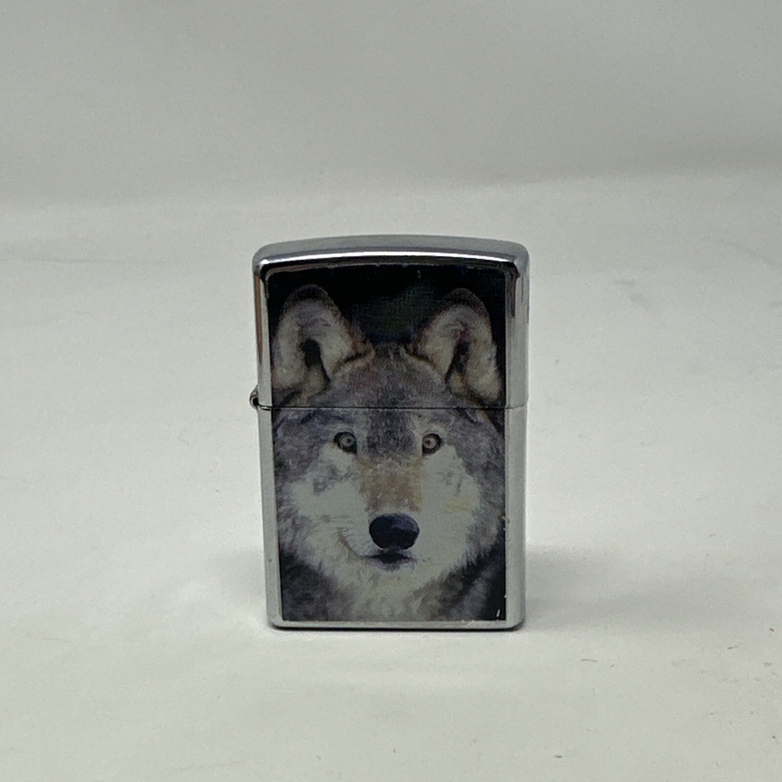 Zippo Wolf Face Lighter 2005 Chrome Black Collectible