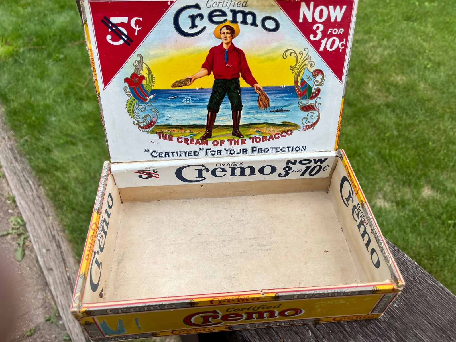 Vintage Certified Cremo Cigar Box 1930s “The Cream of the Tobacco” Wood