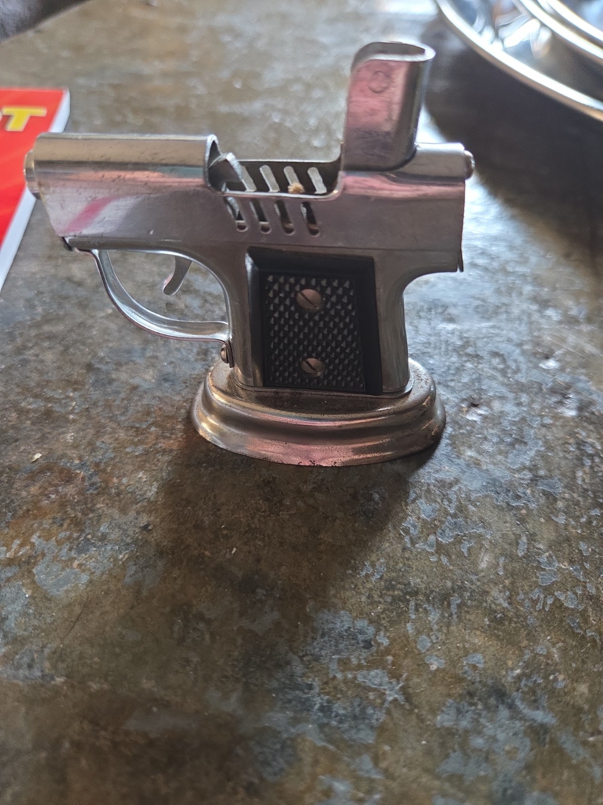 Vintage Gun Table Lighter Made In Japan Pistol Continental NY Tobacciana MCM