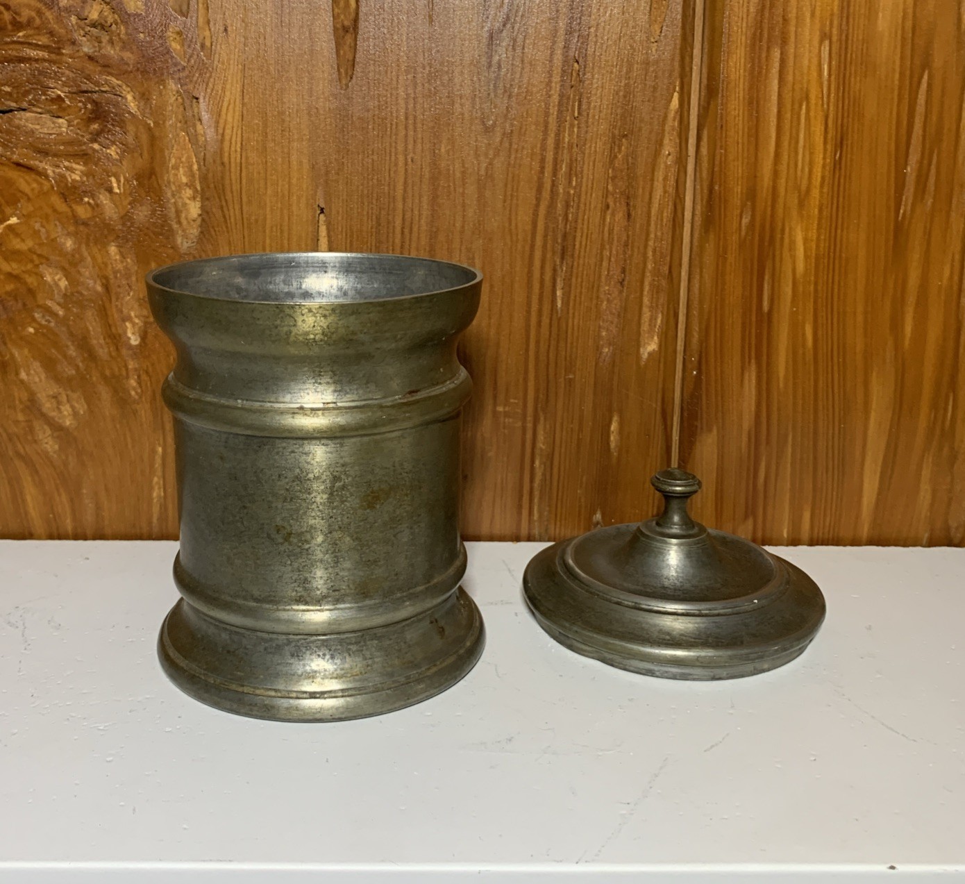 Antique late 18th or early 19th century pewter humidor