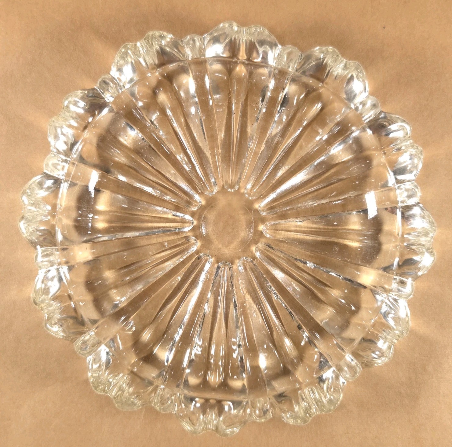 Vintage 3 Hazel Atlas Nesting Ashtrays Clear Glass Fluted Daisy Flower Shaped