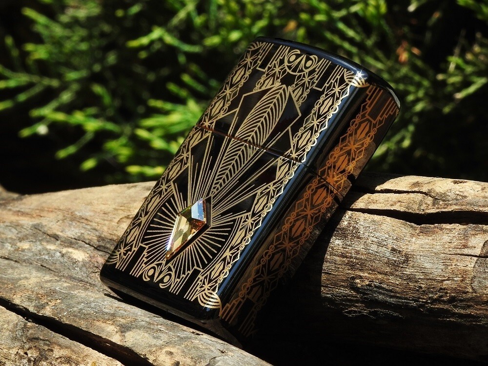 Zippo Lighter – Art Deco 2021 Collectible of the Year – COTY – Swarovski Crystal