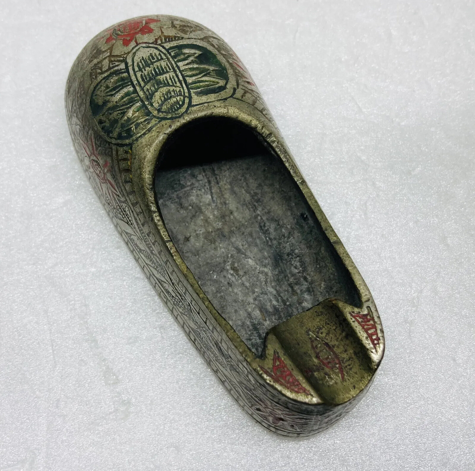 Vintage 1970s Brass Shoe Ashtray Daisy Flower Engraved Ornate Art Decor O