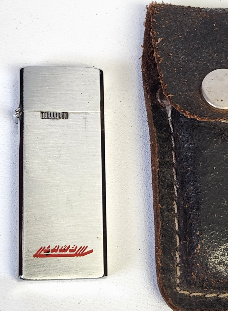 Vintage Barlow B16 Branded Slim Butane Lighter Promo with Original Leather Case