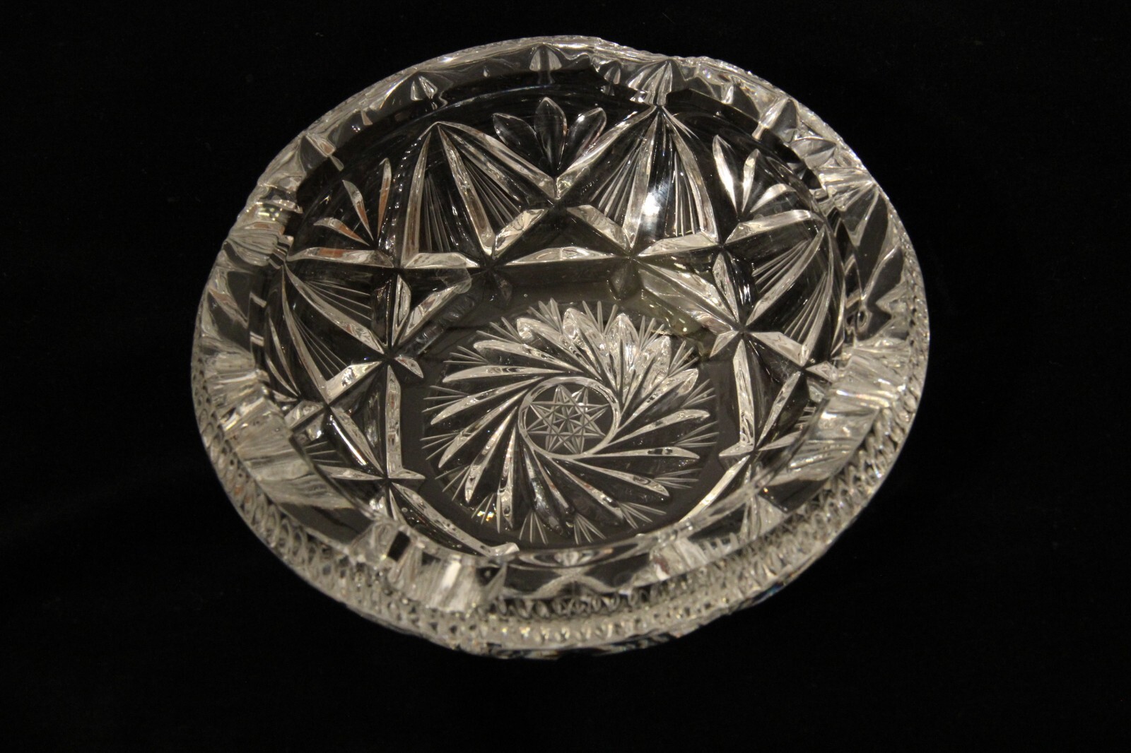 Vintage Cigar Ashtray Lead Crystal Glass 8 Point Star 5.25″w cigarette