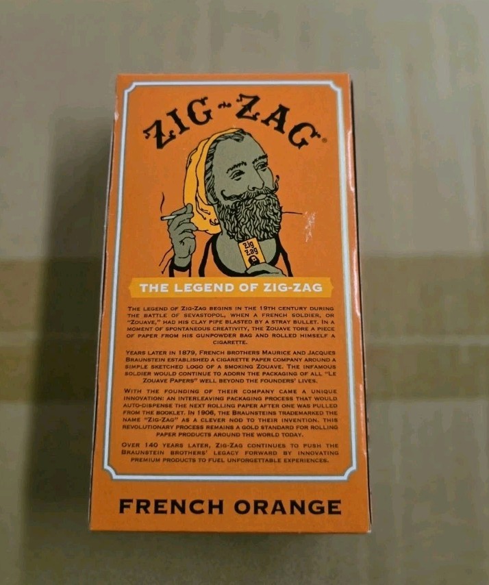 Zig-Zag Rolling Papers – 1 1/4 French Orange – 24 Booklets with 32 Papers each