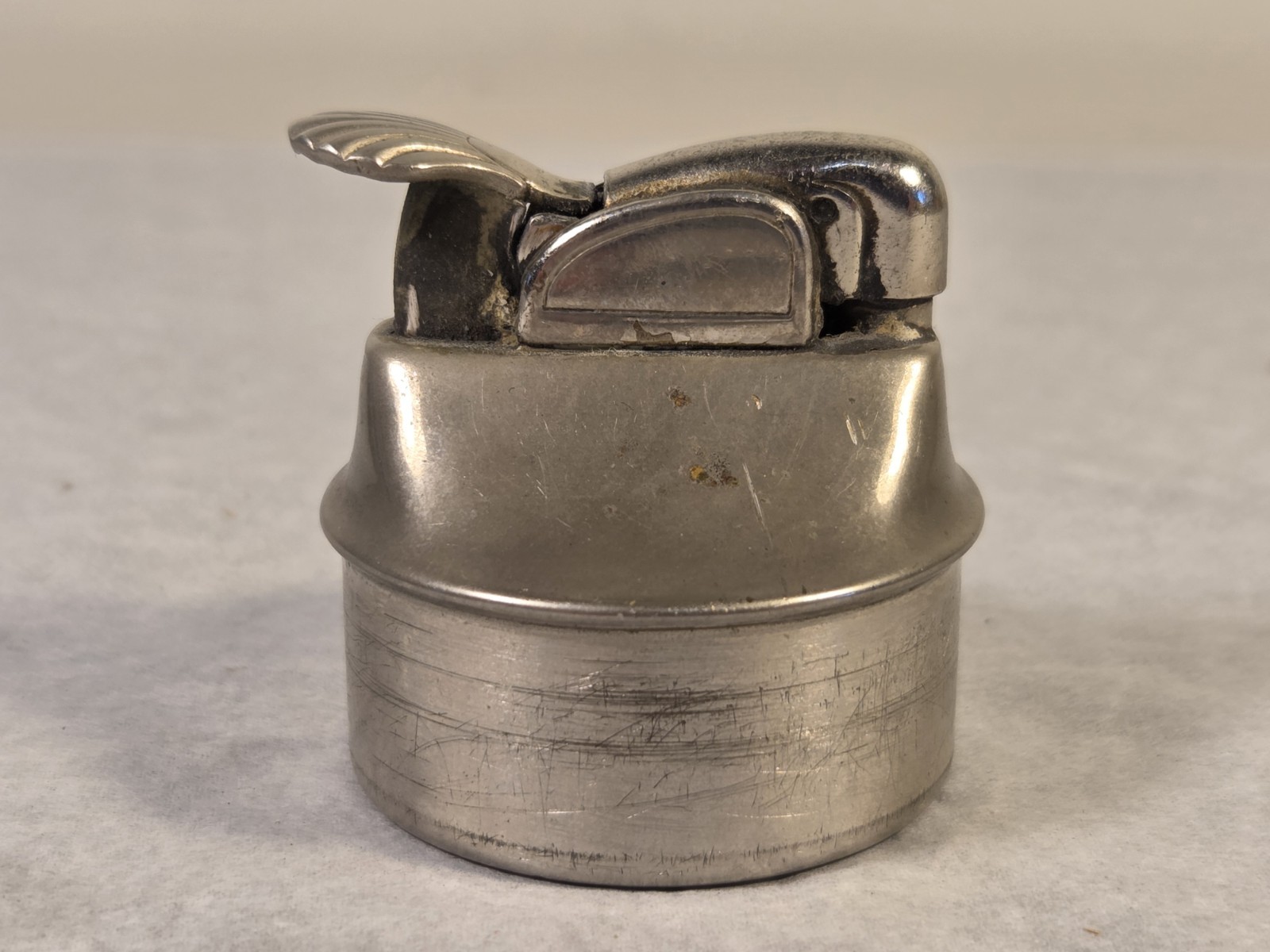 Vintage Evans USA Table Lighters Insert Silver Tone Art Deco Seashell 1 1/2″