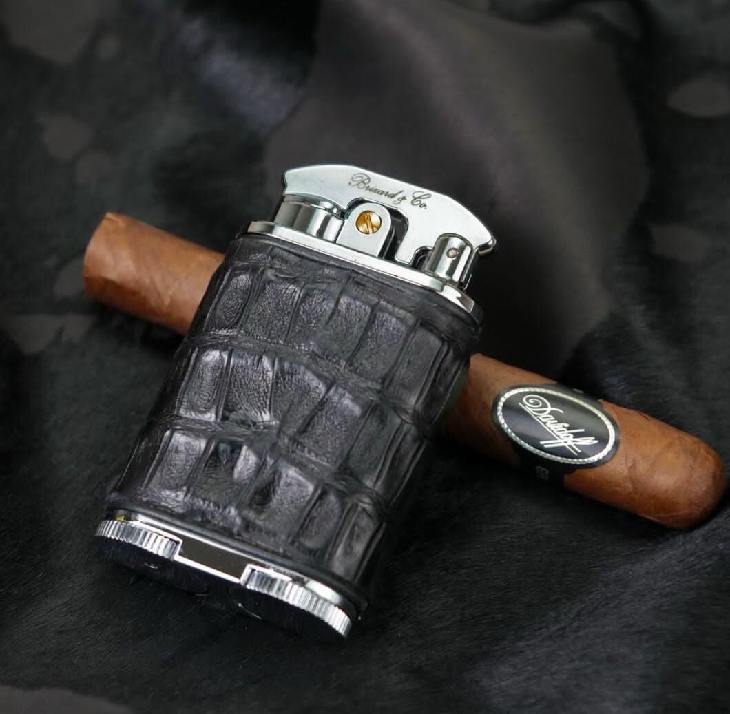 BRIZARD & CO TRIPLE JET TORCH CIGAR TABLE LIGHTER GATSBY AUGUSTA GREEN LEATHER