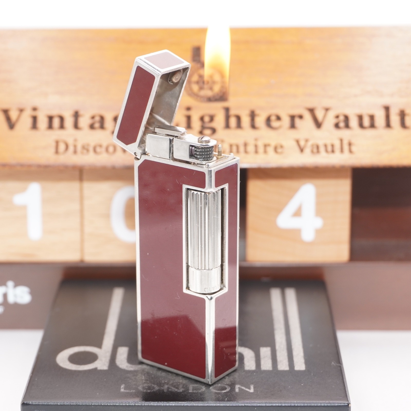 Dunhill Lighter Silver/Red _Ultrasonically Cleaned_Working