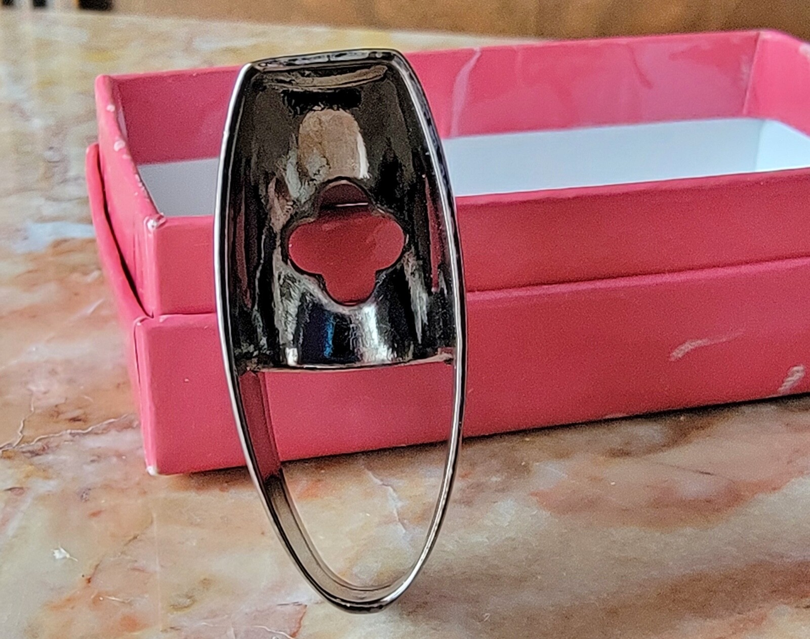 POCKET ASHTRAY Silvertone Container Hand Held NIB