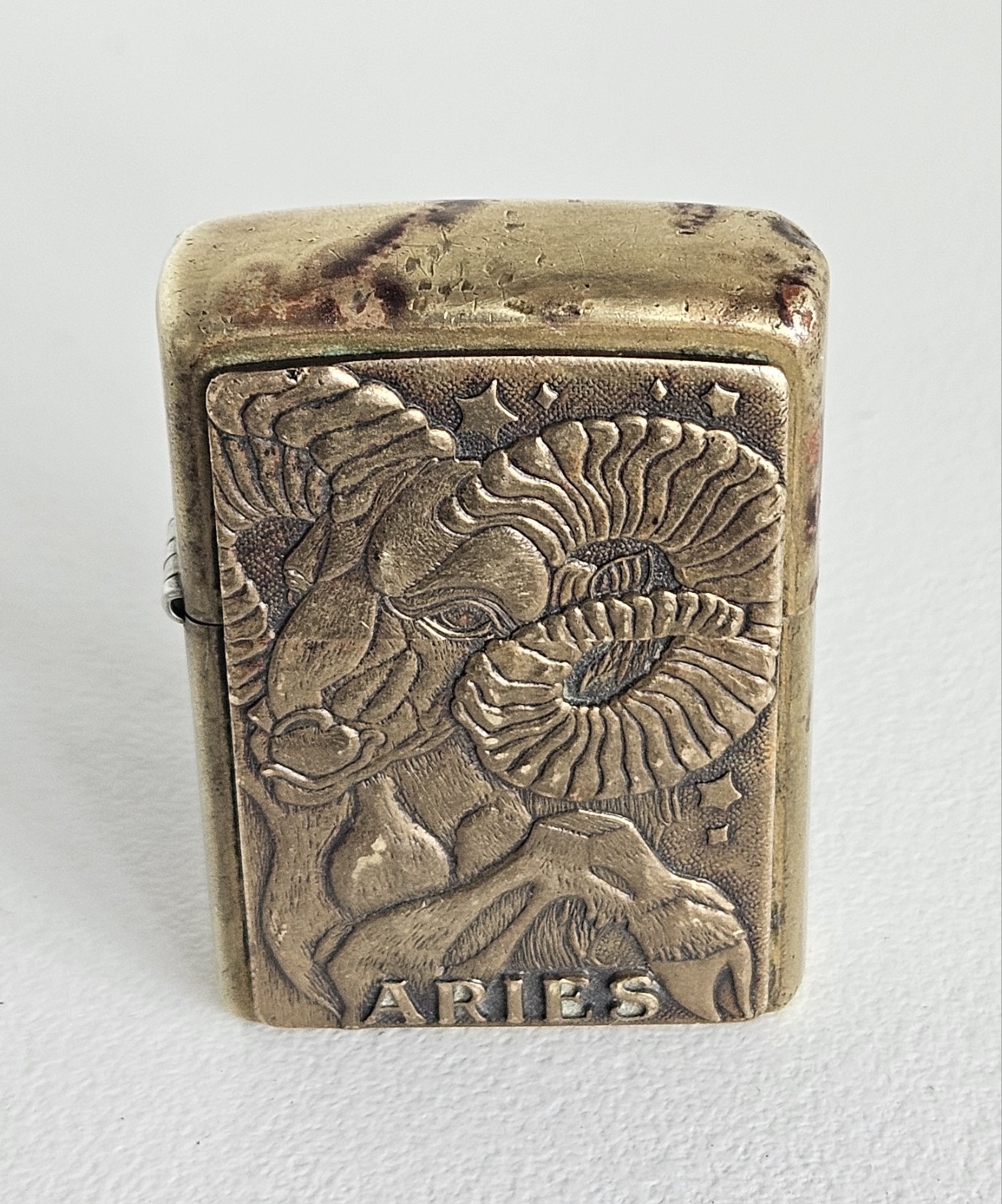 Rare Vintage Zippo Barrett Smythe Aries Zodiac Ram Solid Brass Lighter 2000 USA