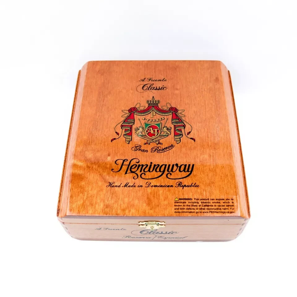 Arturo Fuente Hemingway Classic Reserva Wood Cigar Box 7.75″ x 7.25″ x 2.5″