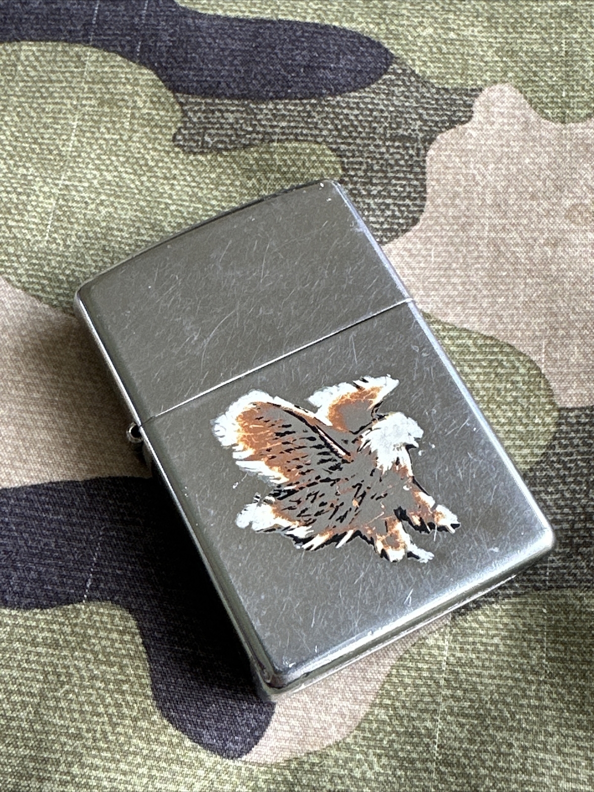 2000 Vintage Zippo Lighter – Bald Eagle Landing – High Polish Chrome