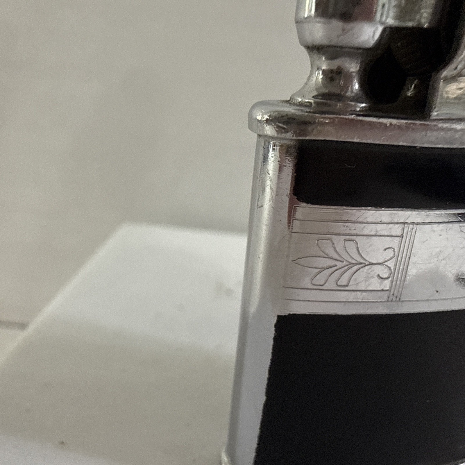 Vintage Ronson Princess Automatic Lighter Brown Marble Made in USA Art Deco